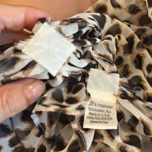 Vintage EL & Company Permanently Tied Semi Sheer Leopard Print Scarf - Picture 8 of 8